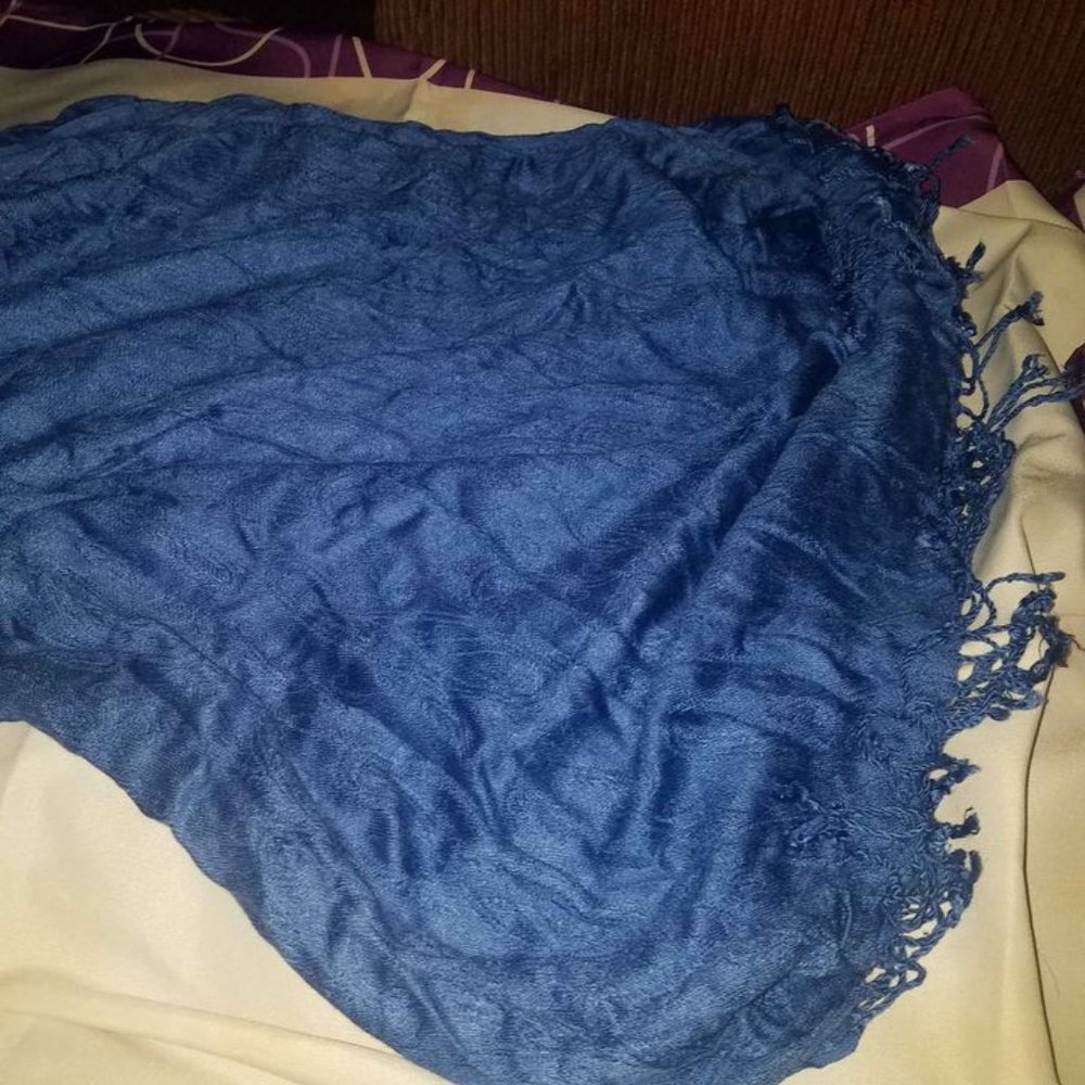 Blue Scraf